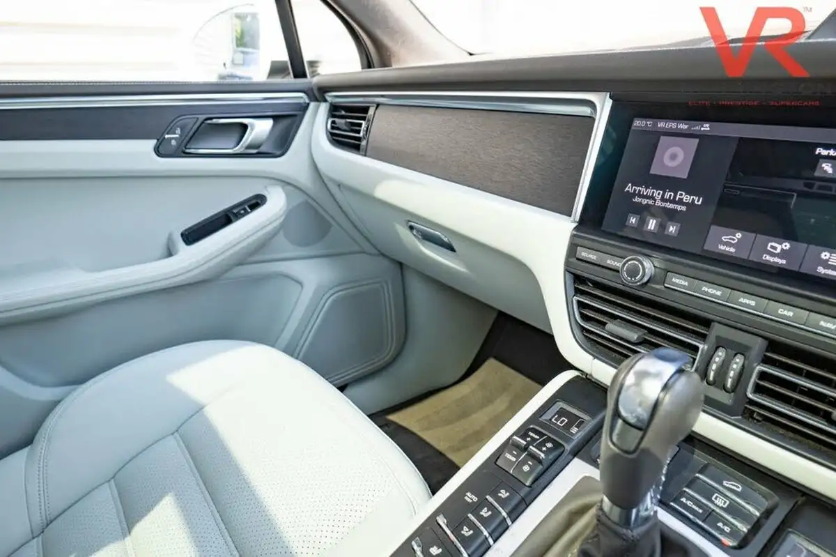 2020-porsche-macan-29-v6-gts-big-23