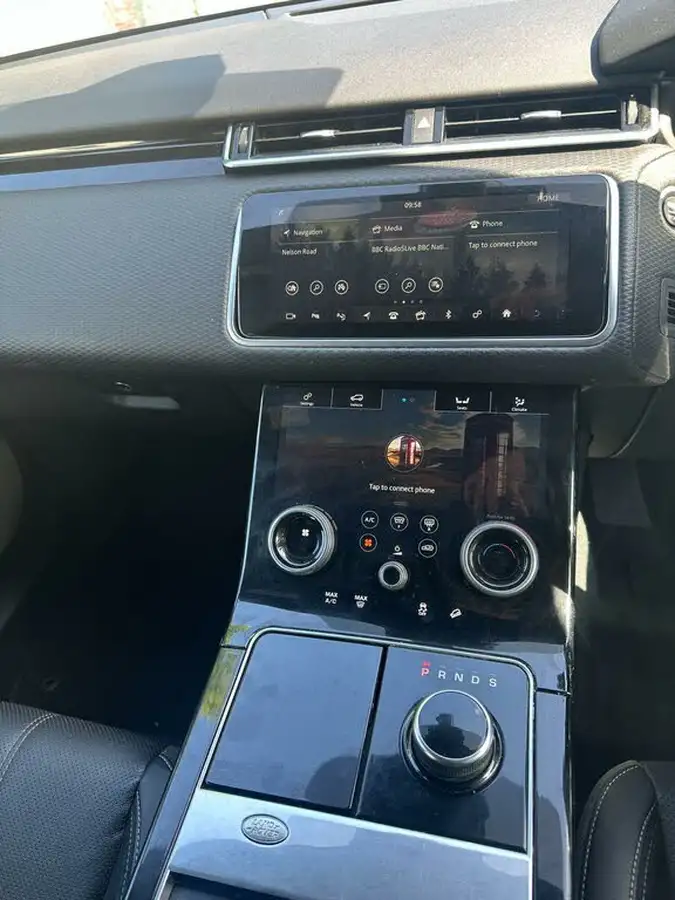 2019-land-rover-range-rover-velar-20-d240-r-dynamic-se-big-3