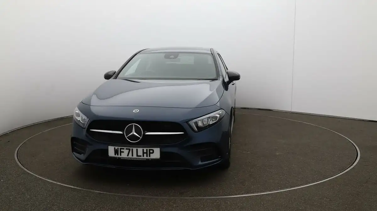 2021-mercedes-benz-a-class-13-a250e-amg-line-premium-edition-saloon-4d-big-37