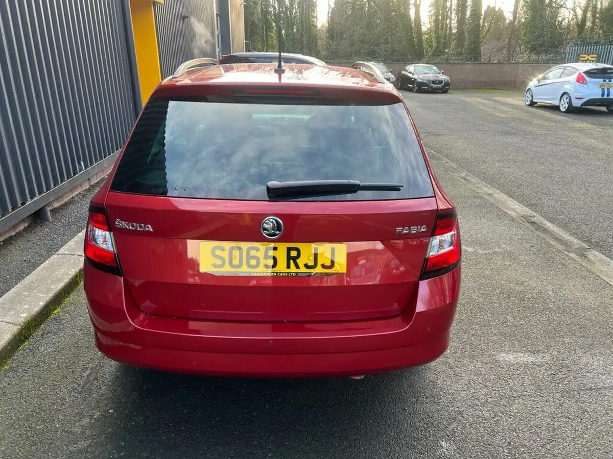 2016-skoda-fabia-12-tsi-se-l-90ps-estate-big-9