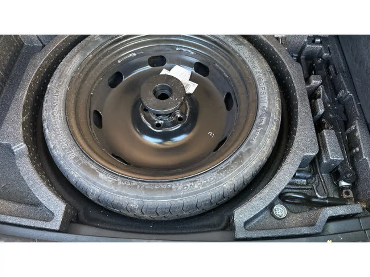 2019-skoda-karoq-20tdi-scout-150ps-big-21