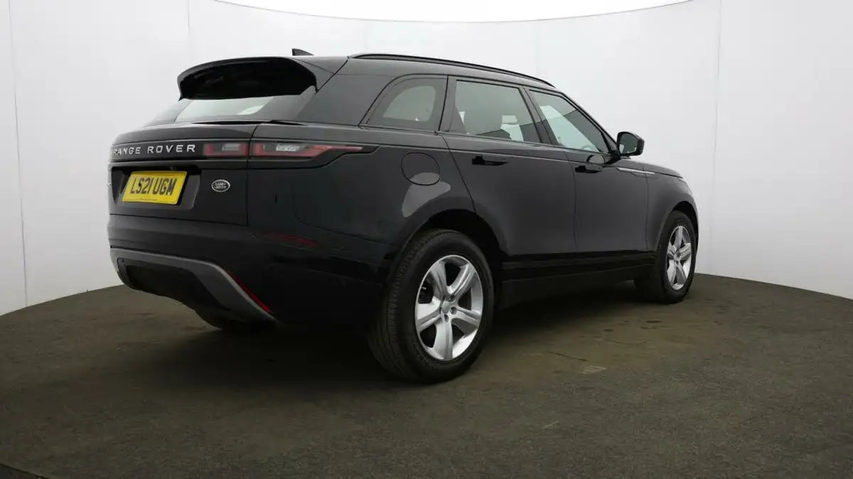 2021-land-rover-range-rover-velar-20-d200-velar-big-57