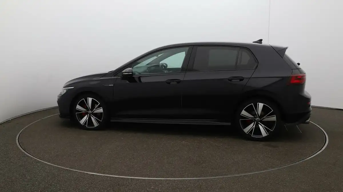 2021-volkswagen-golf-20tdi-gtd-big-51