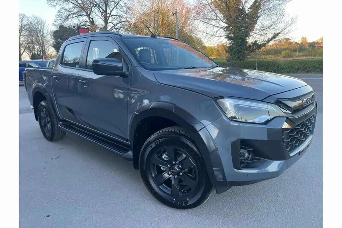2025-isuzu-d-max-19td-v-cross-steel-edition-auto-big-0
