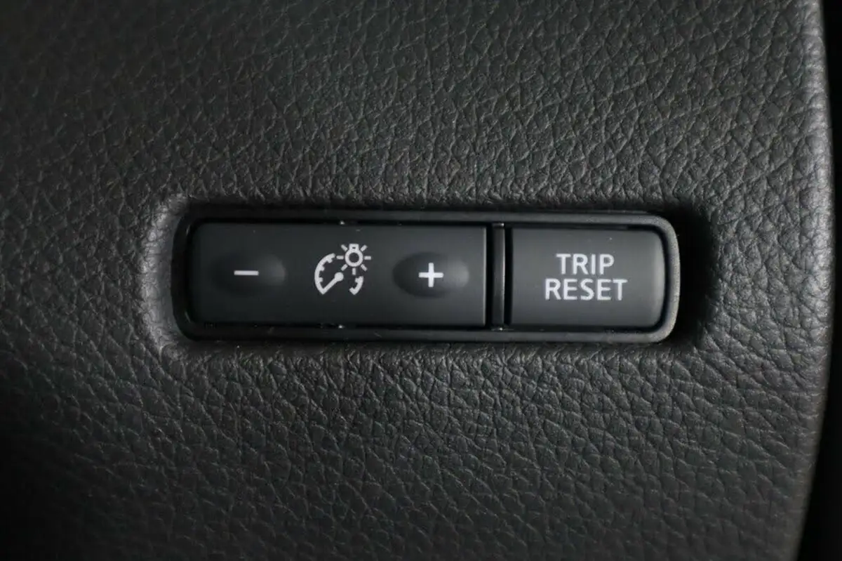2020-nissan-qashqai-big-22