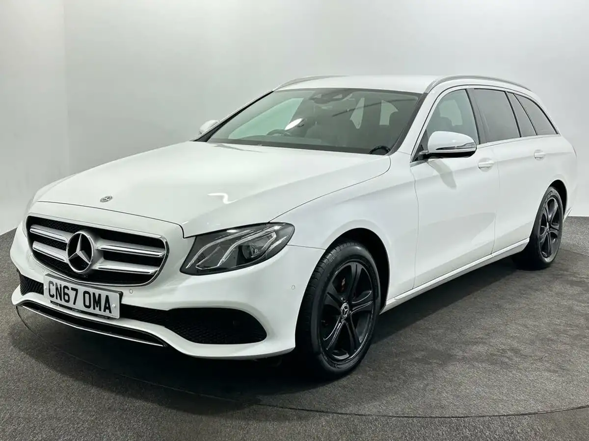2017-mercedes-benz-e-class-20d-e220d-se-ss-estate-5d-big-3