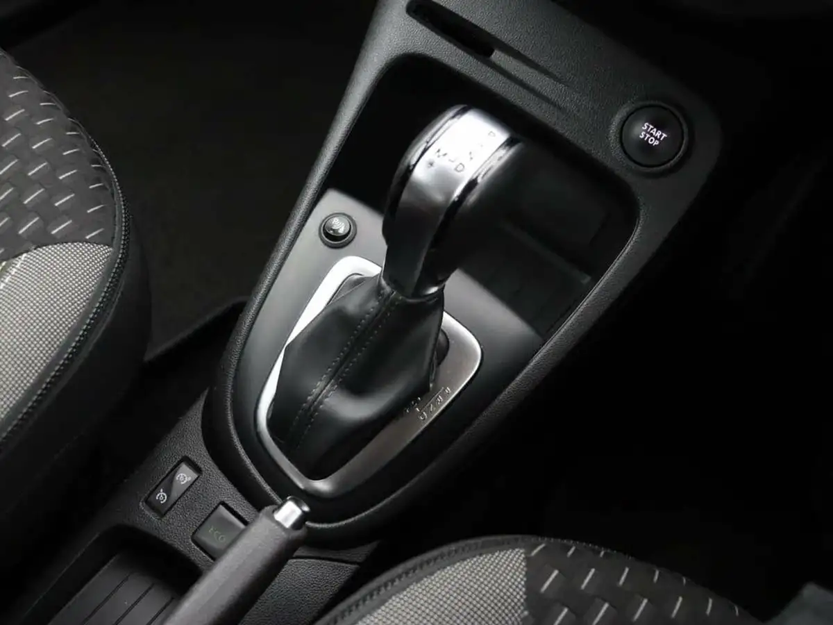 2017-renault-captur-12-tce-dynamique-nav-energy-ss-edc-auto-big-37