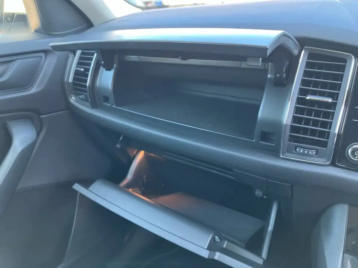 2021-skoda-kodiaq-20tdi-se-5-dsg-big-56