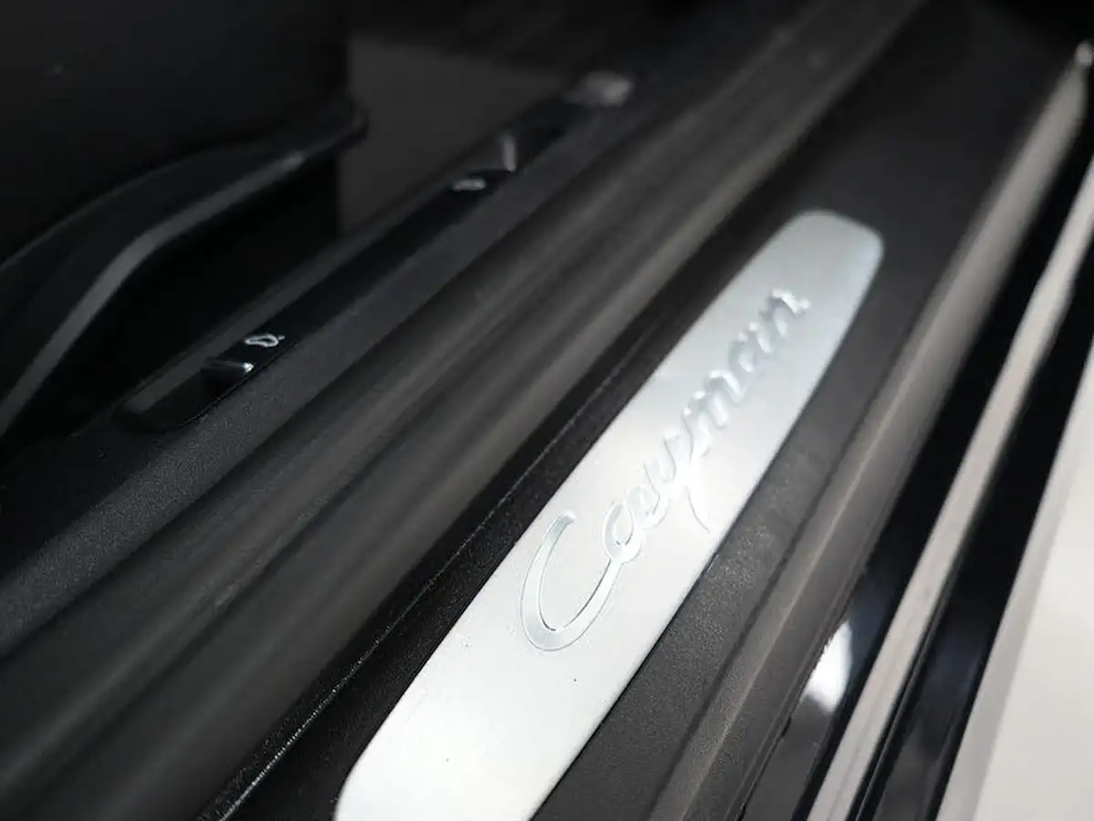 2018-porsche-cayman-718-20-cayman-ss-pdk-big-31