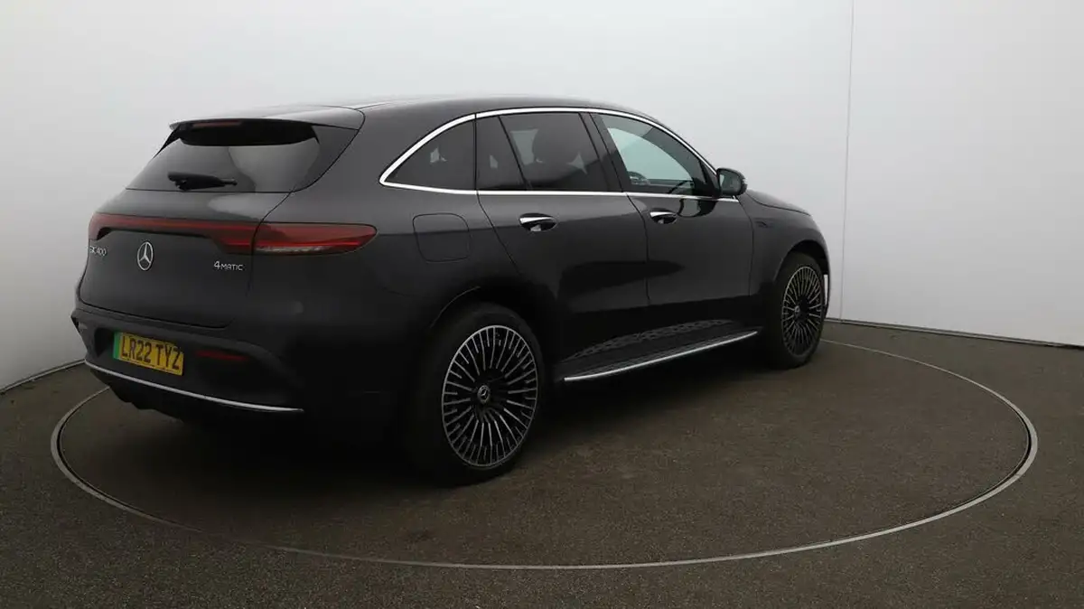 2022-mercedes-benz-eqc-e-eqc-400-amg-line-premium-big-49