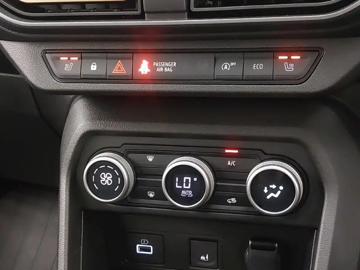 2023-dacia-sandero-stepway-10-tce-essential-90bhp-big-15