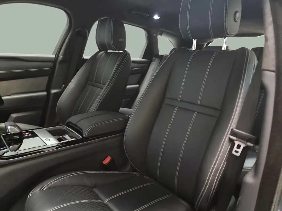 2022-land-rover-range-rover-velar-20-p400e-r-dynamic-s-big-7
