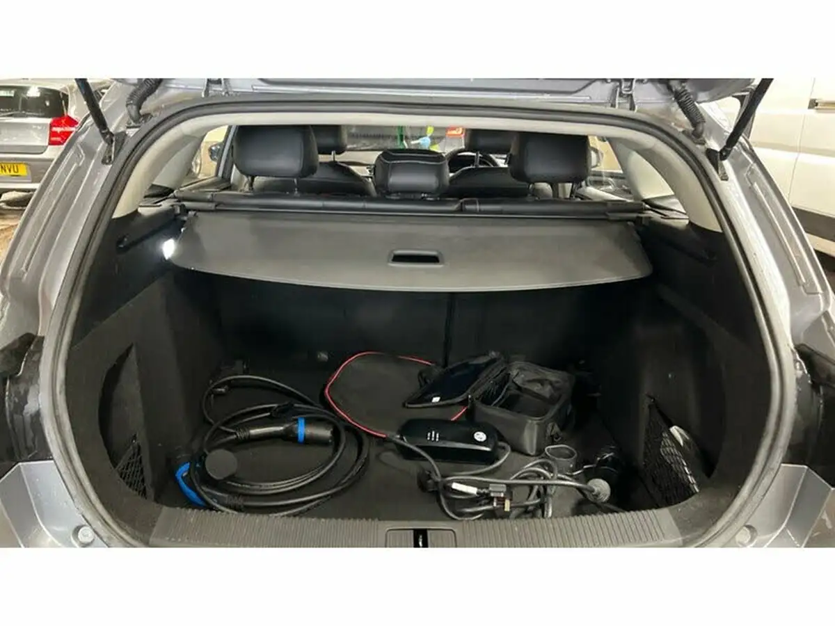 2022-mg-mg5-e-exclusive-ev-long-range-big-5
