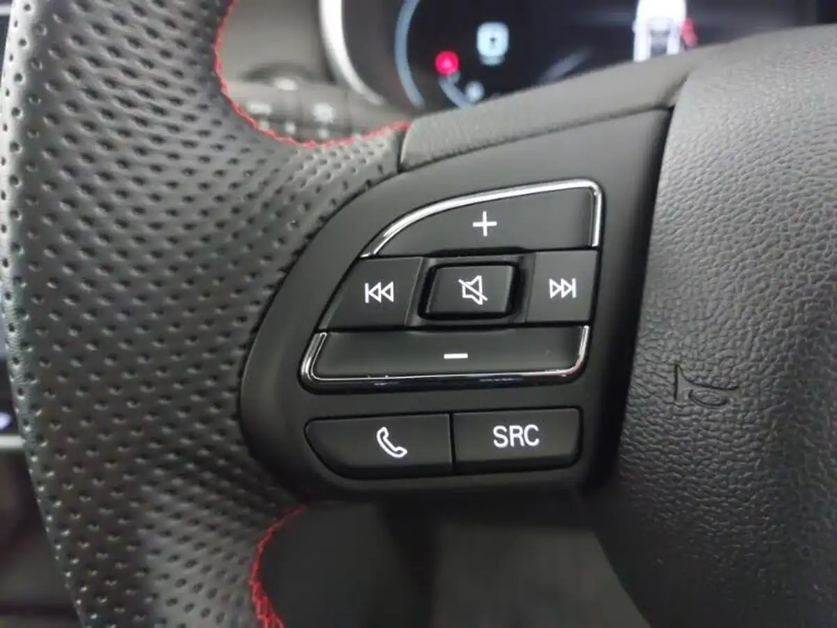2024-mg-zs-suv-10t-gdi-exclusive-big-11