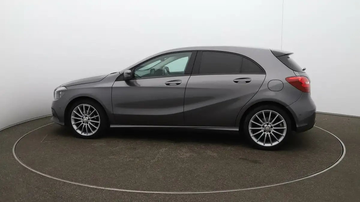 2018-mercedes-benz-a-class-15d-a180d-sport-109ps-executivess-hatchback-5d-7g-dct-big-55