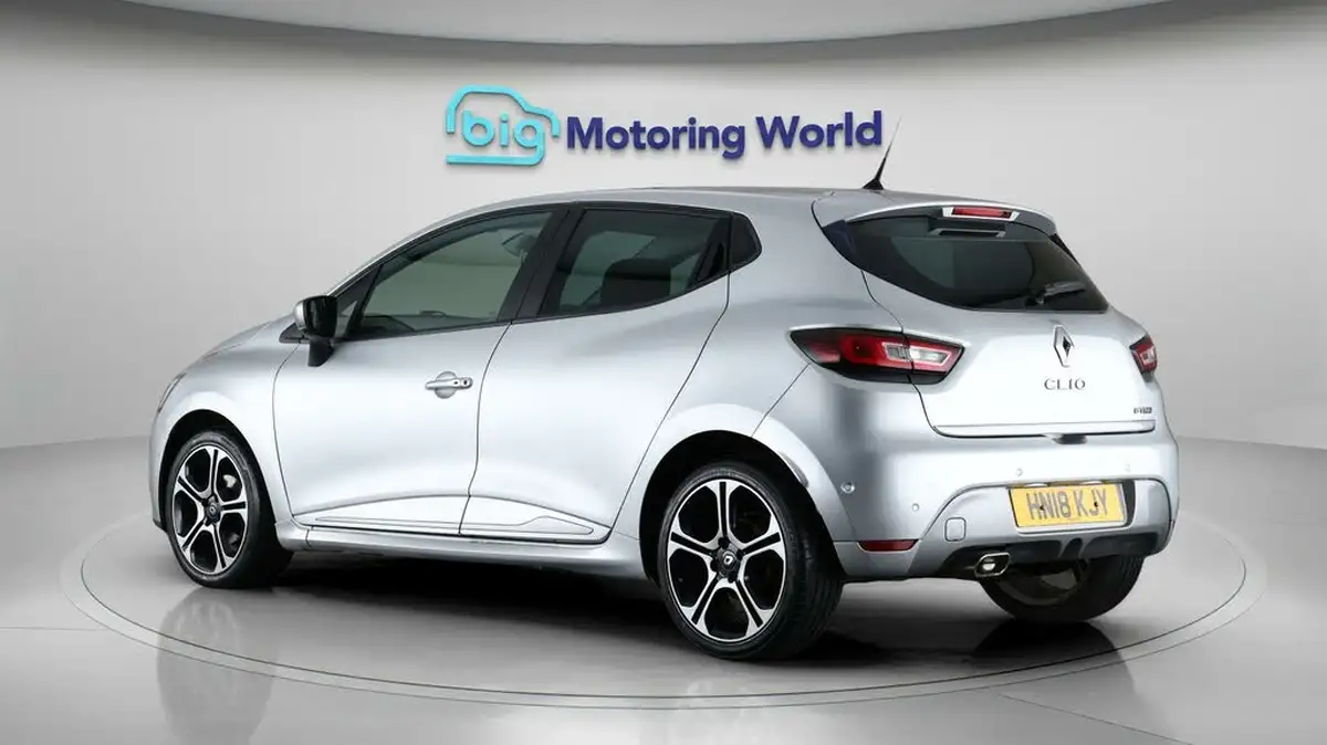 2018-renault-clio-15dci-signature-nav-90bhp-big-5