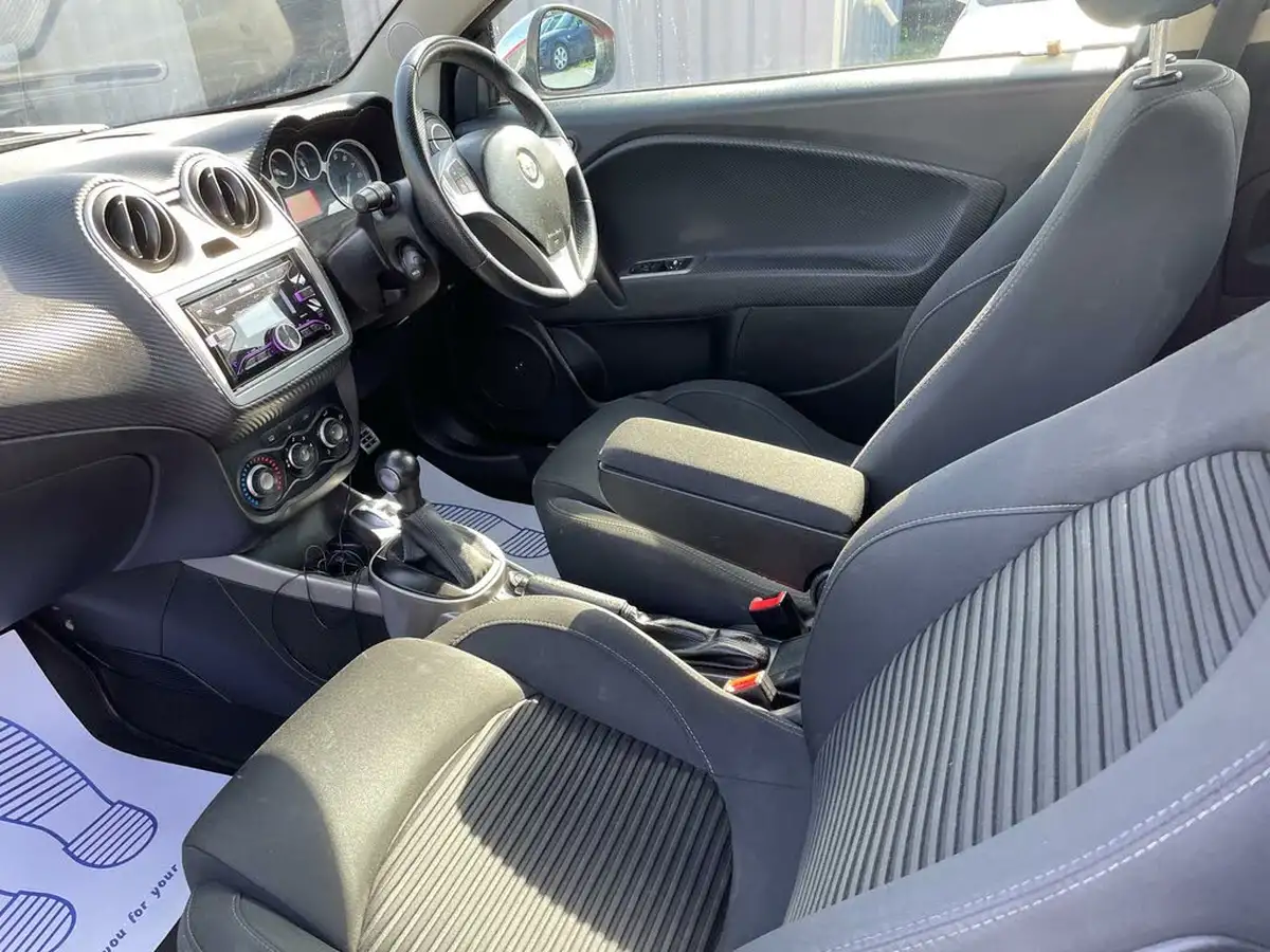 2012-alfa-romeo-mito-14-veloce-tb-multiair-135bhp-tct-big-10