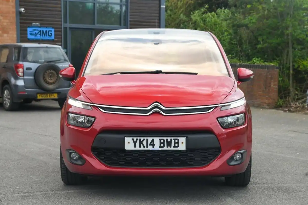 2014-citroen-c4-picasso-16e-hdi-vtr-115ps-etg6-big-1