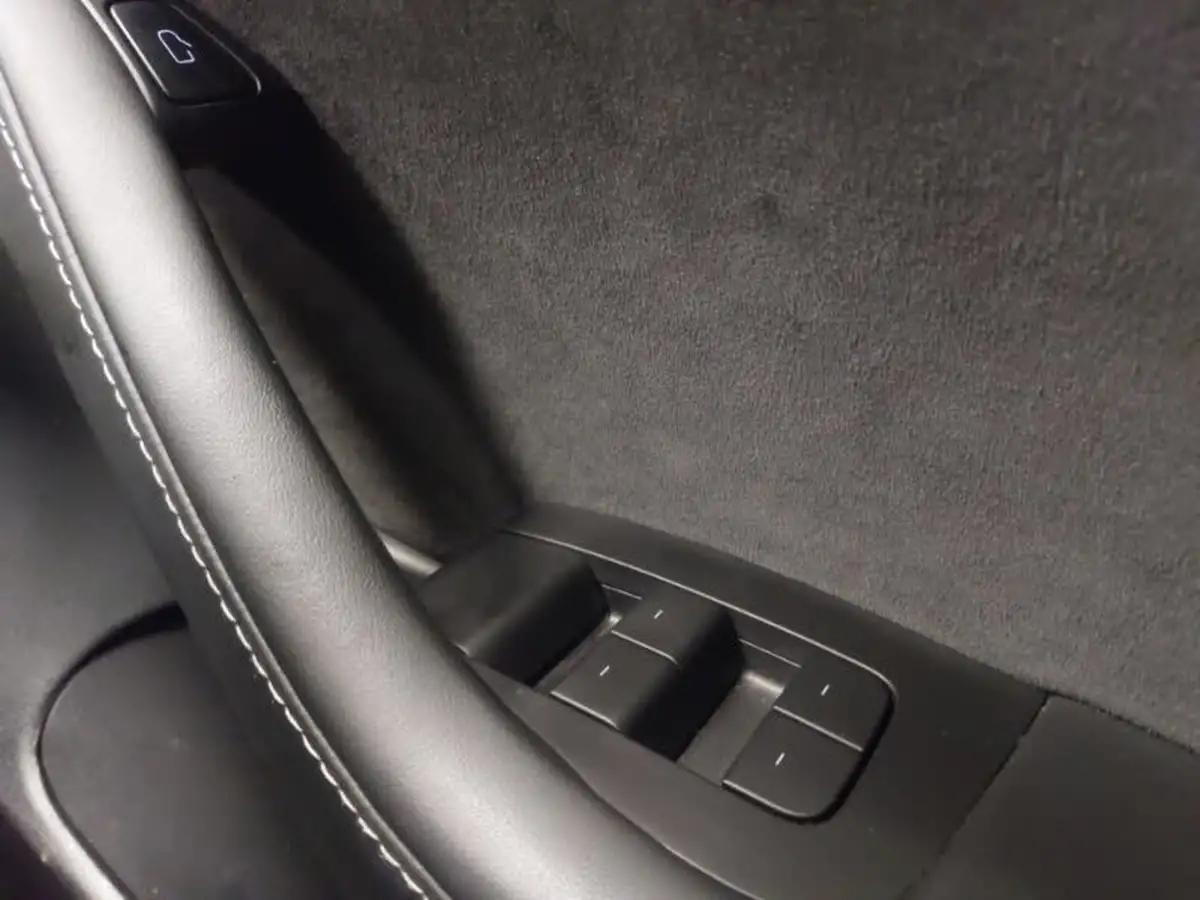 2021-tesla-model-3-e-long-range-4x4-big-11