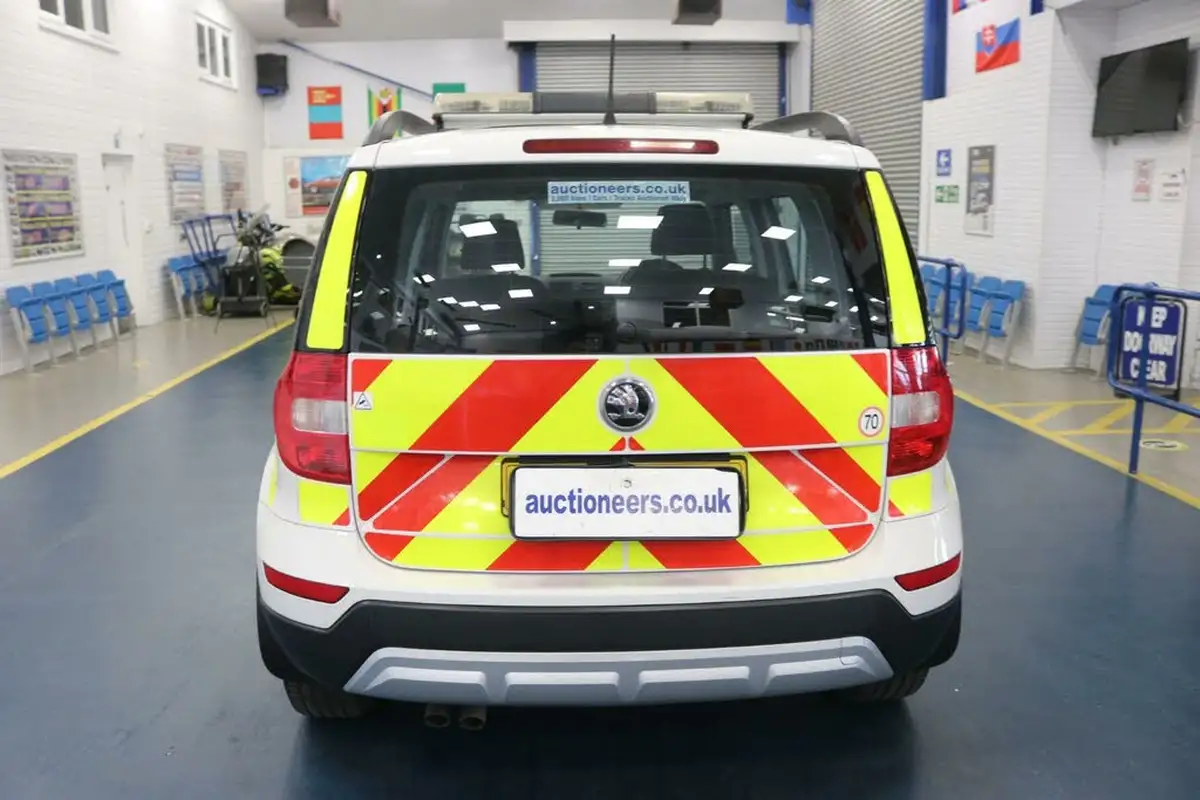 2017-skoda-yeti-outdoor-20tdi-scr-s-4x4-big-4
