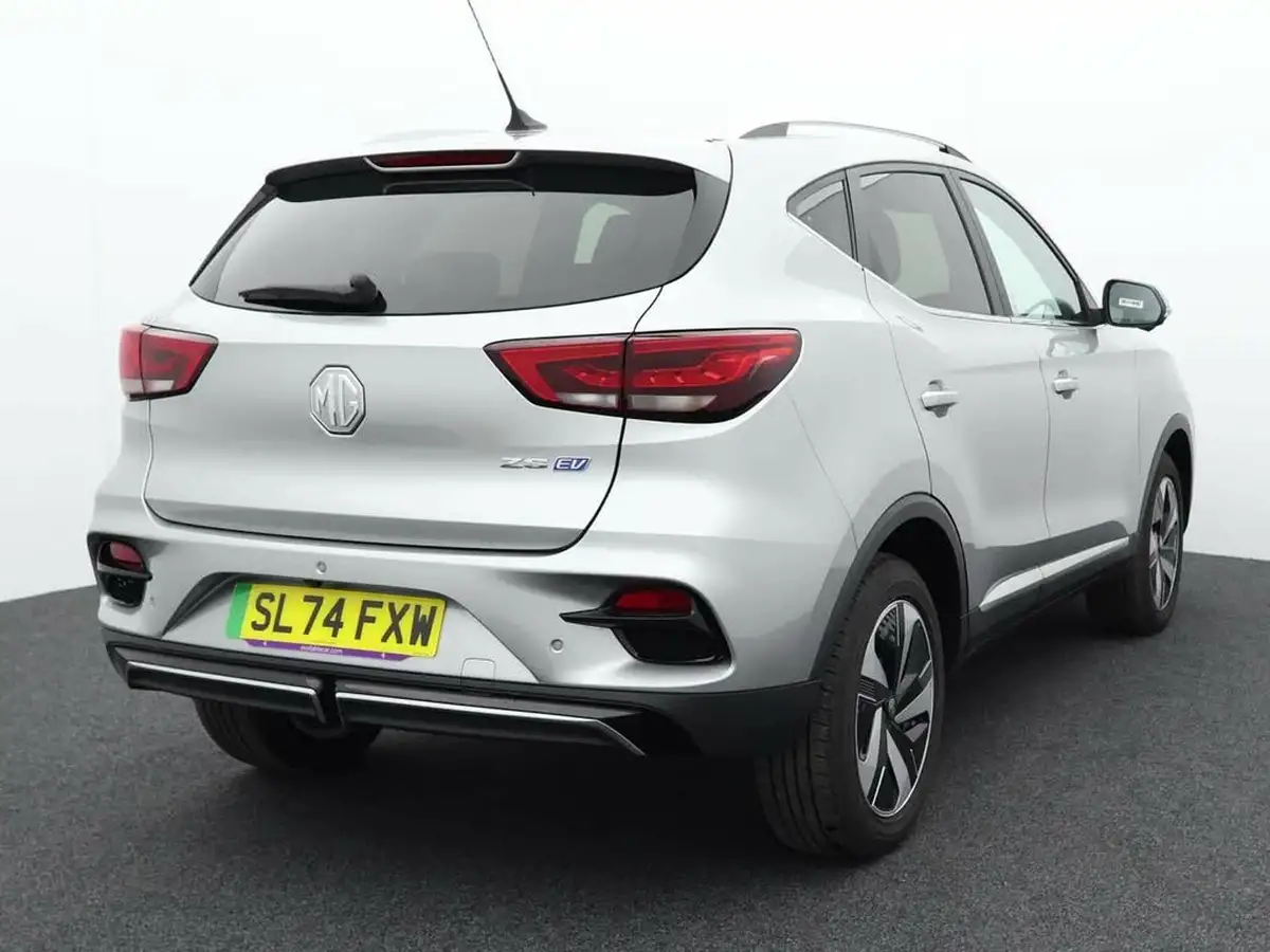 2024-mg-zs-suv-e-trophy-connect-ev-176ps-big-5