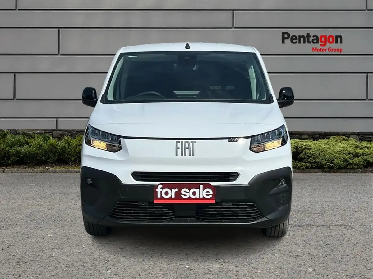2025-fiat-doblo-big-12