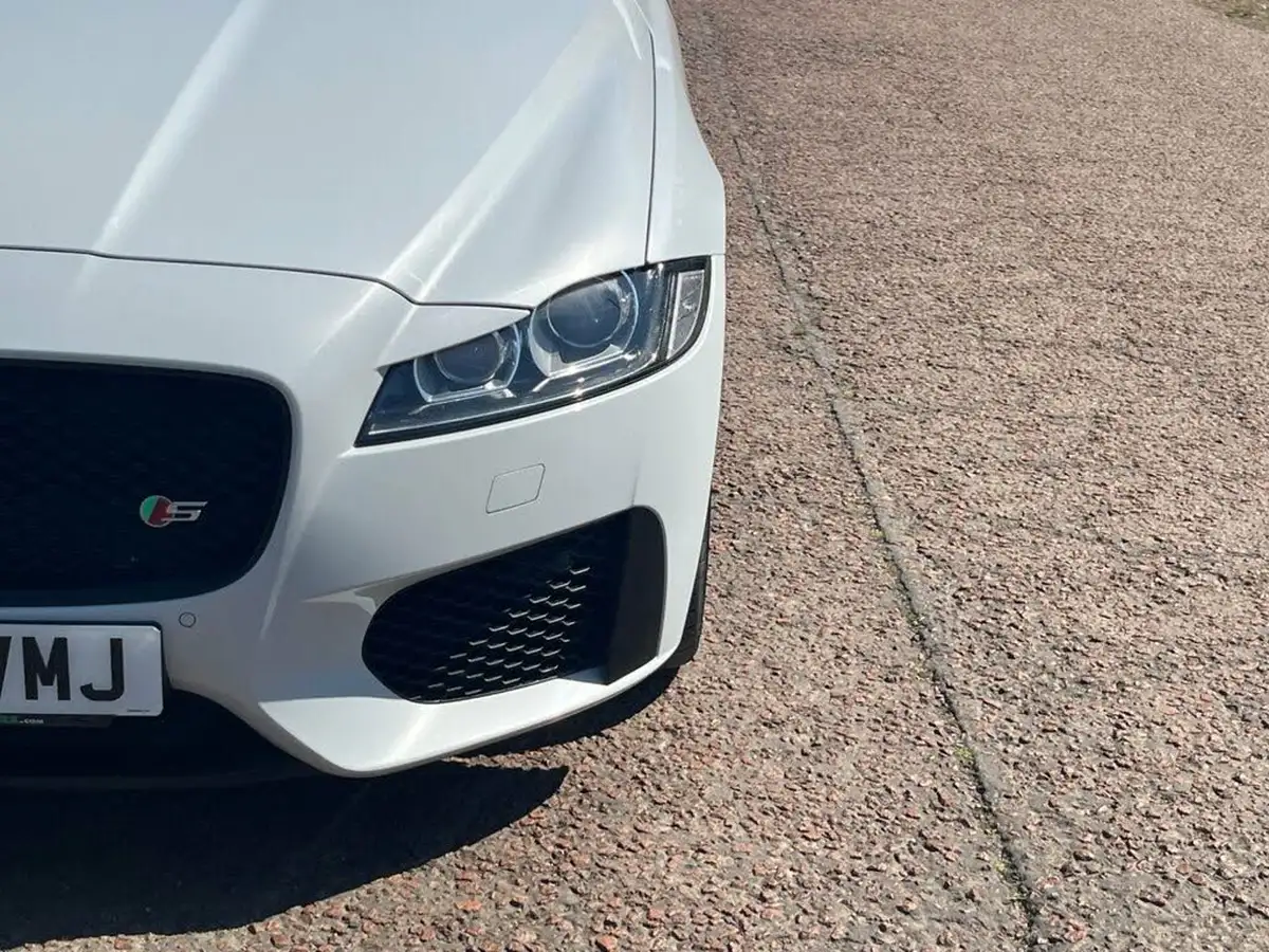 2016-jaguar-xf-30td-s-big-30