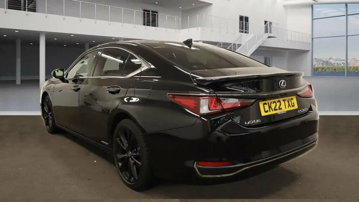 2022-lexus-es-300h-25-f-sport-without-navigation-big-2