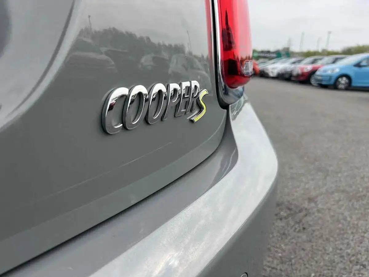 2021-mini-cooper-e-cooper-s-1-big-10