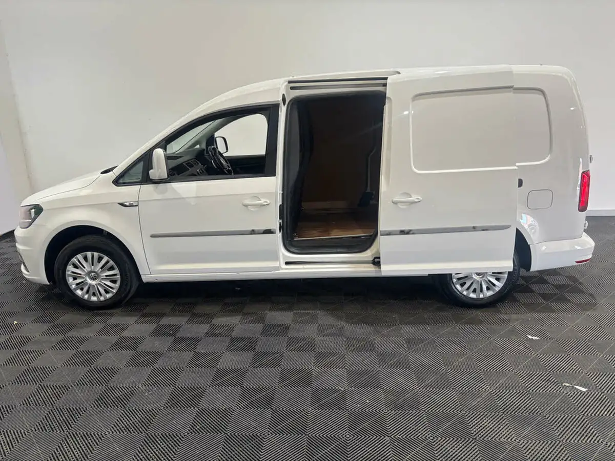 2018-volkswagen-caddy-maxi-20tdi-c20-maxi-trendline-bmt-102pseu6-big-8