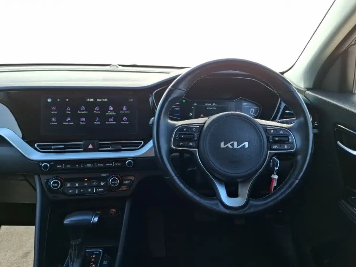 2022-kia-niro-16-gdi-3-156kwh-big-6