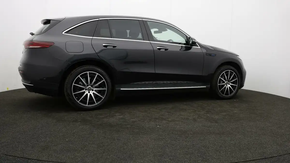 2022-mercedes-benz-eqc-e-eqc-400-amg-line-big-27