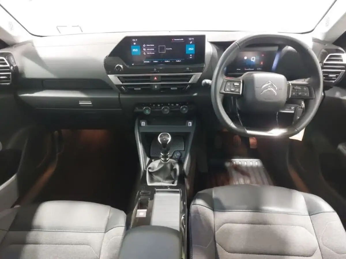 2022-citroen-c4-12-puretech-sense-plus-big-2