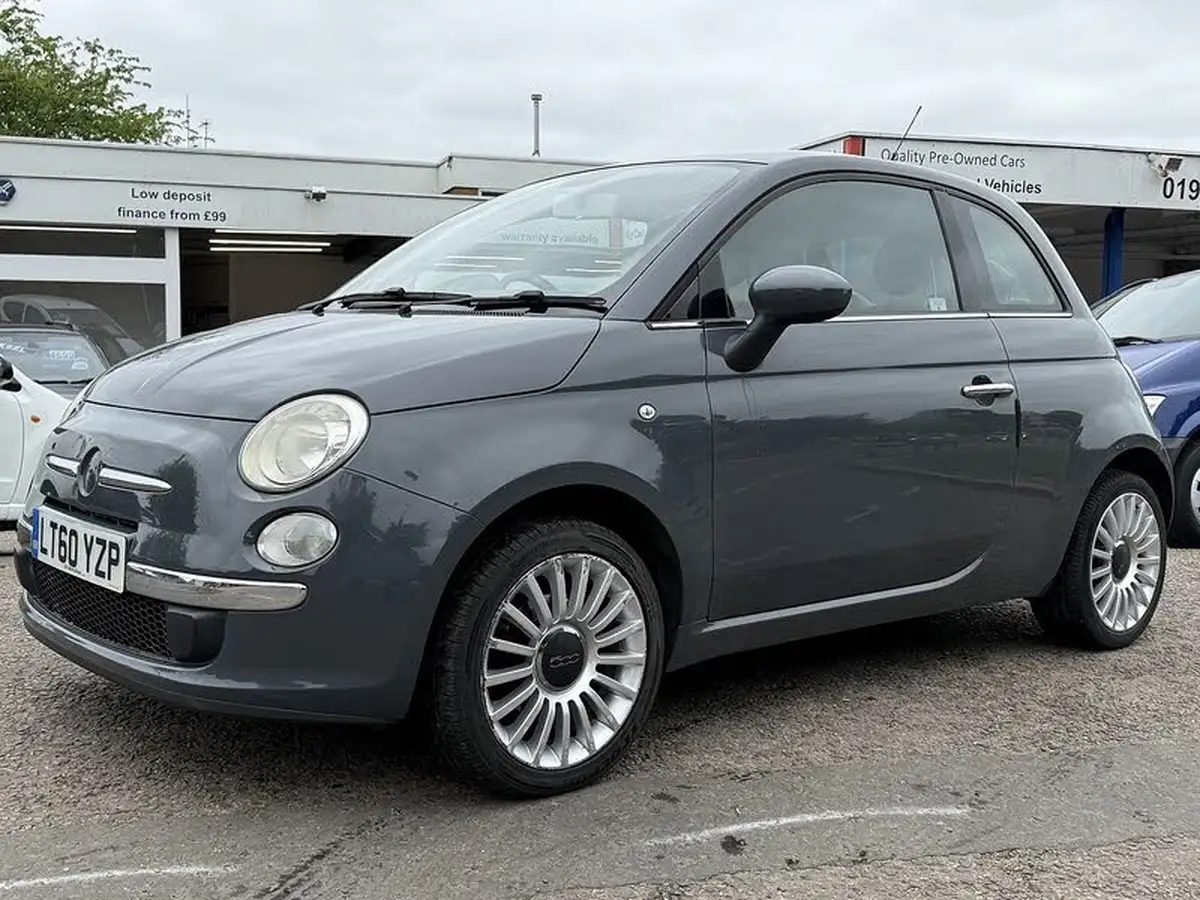 2010-fiat-500-14-lounge-ss-big-0