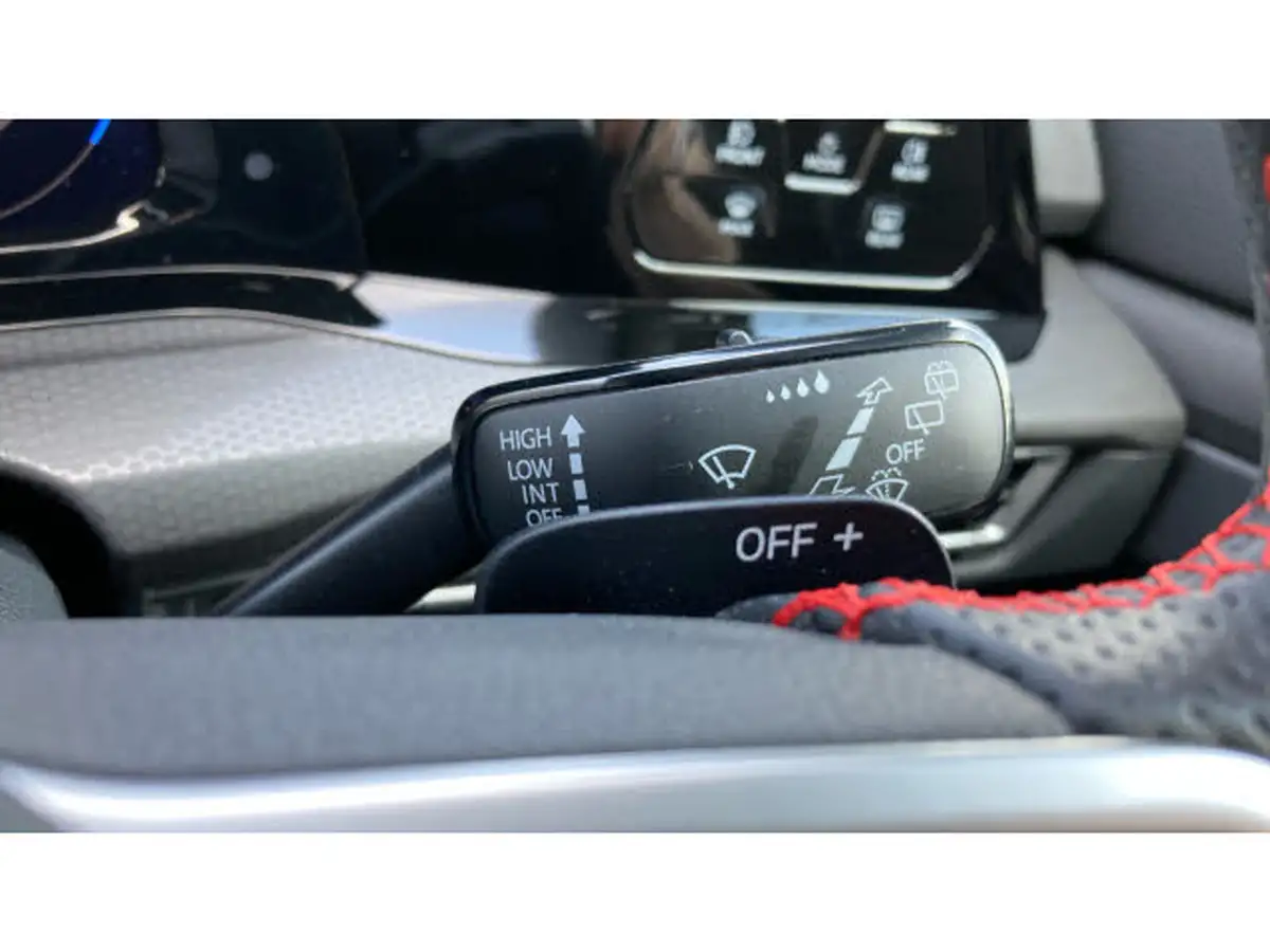 2023-volkswagen-golf-20-tsi-gti-dsg-big-36