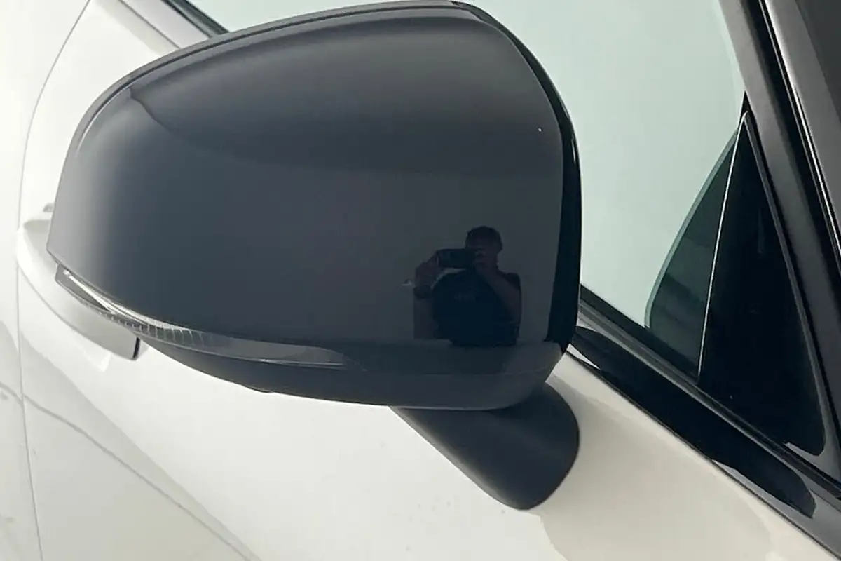 2022-volvo-c40-e-twin-recharge-pro-big-18