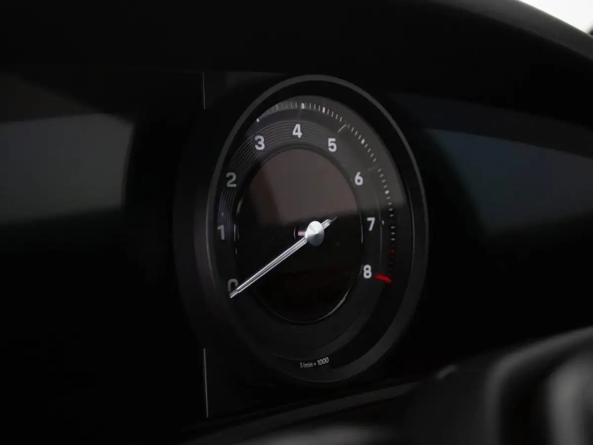 2021-porsche-911-30-carrera-coupe-big-39