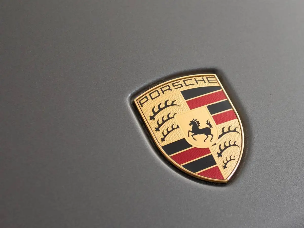 2021-porsche-911-30-carrera-coupe-big-15