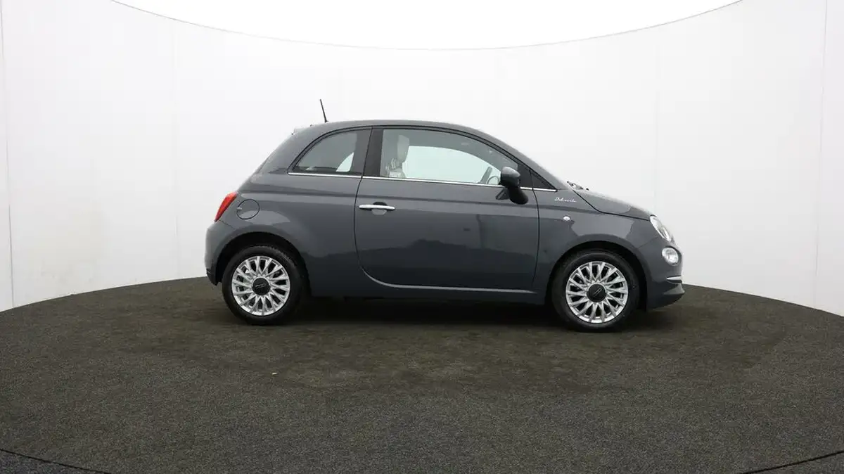 2022-fiat-500-10-dolcevita-big-41