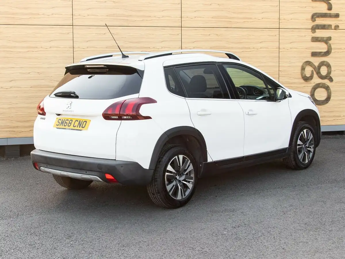 2018-peugeot-2008-suv-12-puretech-allure-premium-ss-big-1