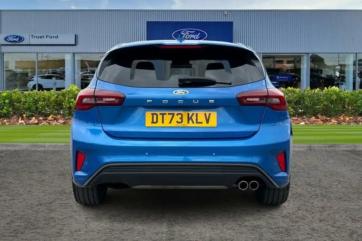 2024-ford-focus-10t-st-line-x-155ps-hatchback-powershift-big-6