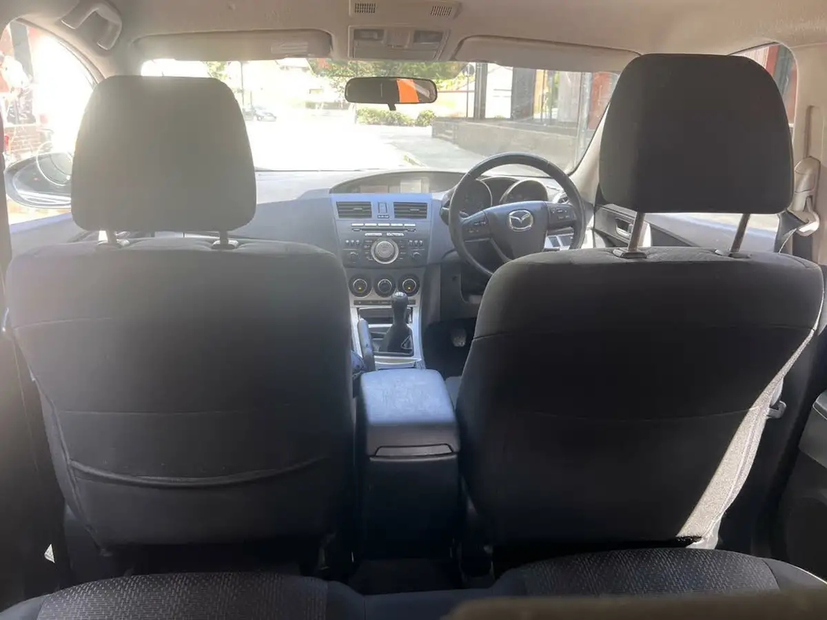 2009-mazda-mazda3-16-ts-hatchback-5d-big-15
