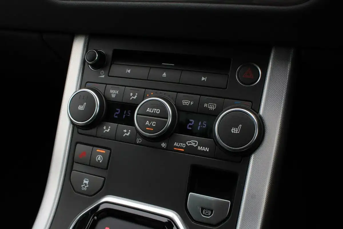 2015-land-rover-range-rover-evoque-20td4-hse-dynamic-lux-ss-hatchback-5d-auto-big-19