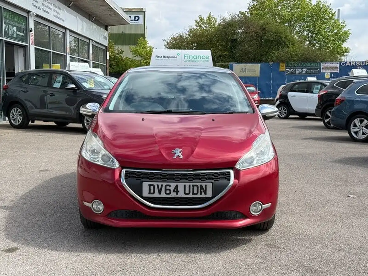 2014-peugeot-208-14td-style-14hdi-68bhp-5d-big-7