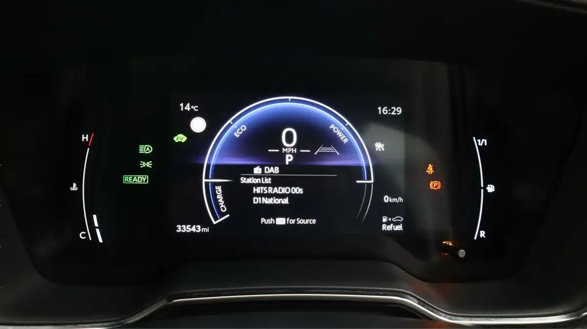 2023-suzuki-swace-18-motion-big-10