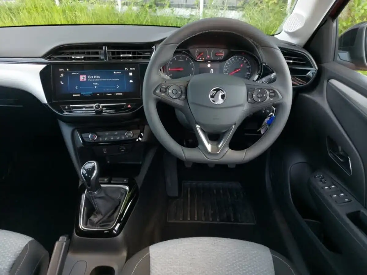 2024-vauxhall-corsa-12i-design-big-6