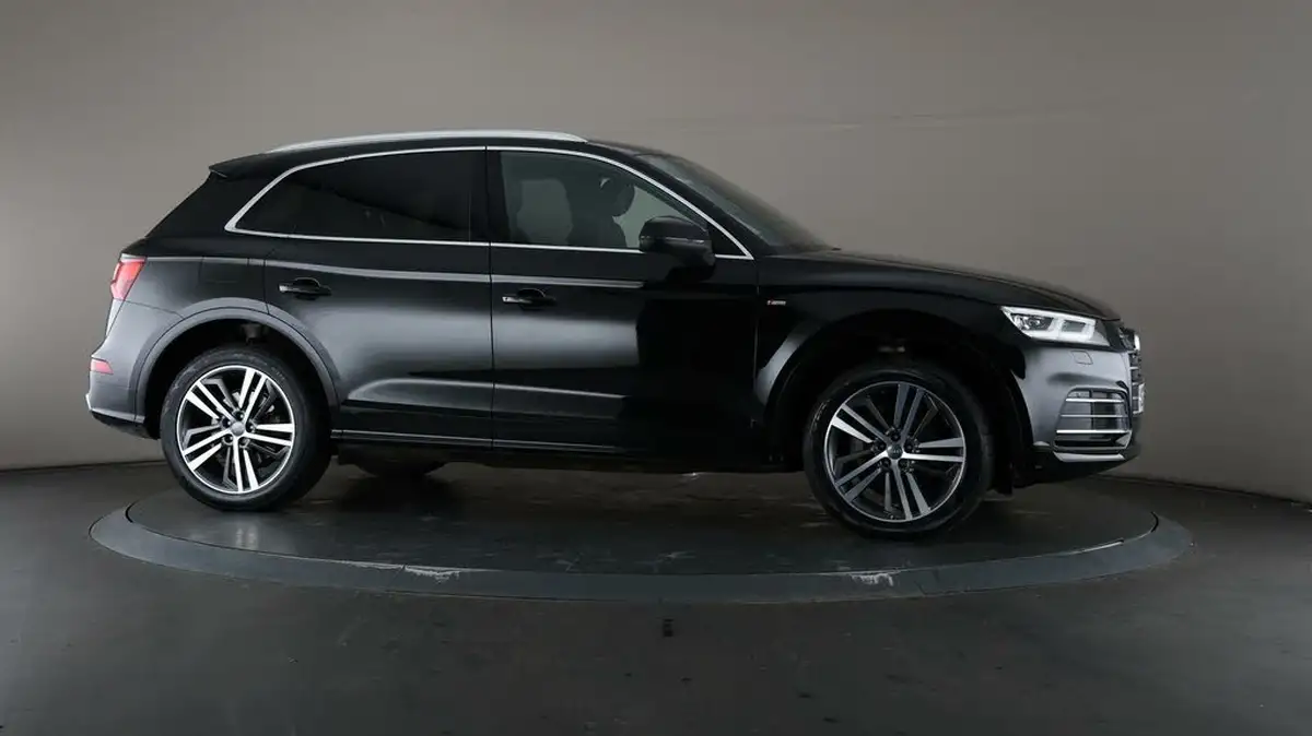 2020-audi-q5-20-55-tfsi-e-s-line-competition-big-58
