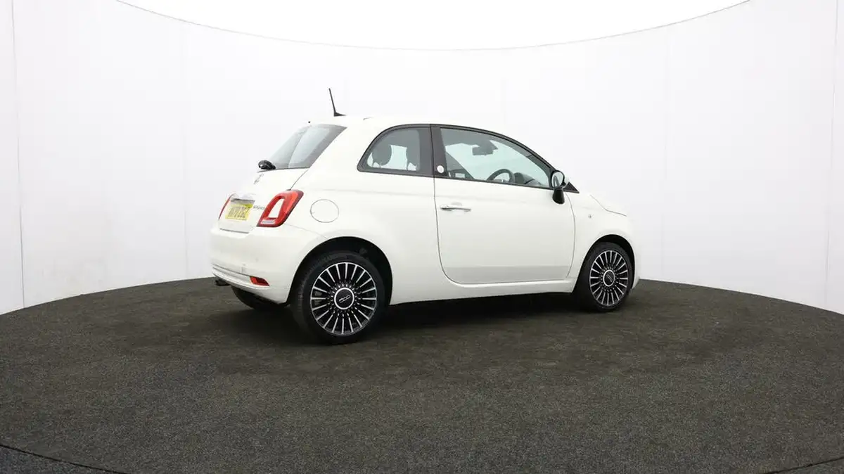 2020-fiat-500-10-launch-edition-big-34