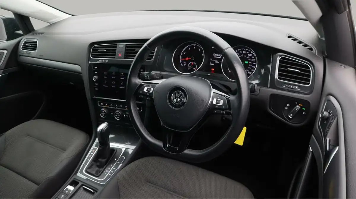 2019-volkswagen-golf-15-tsi-match-edition-150ps-hatchback-dsg-big-9