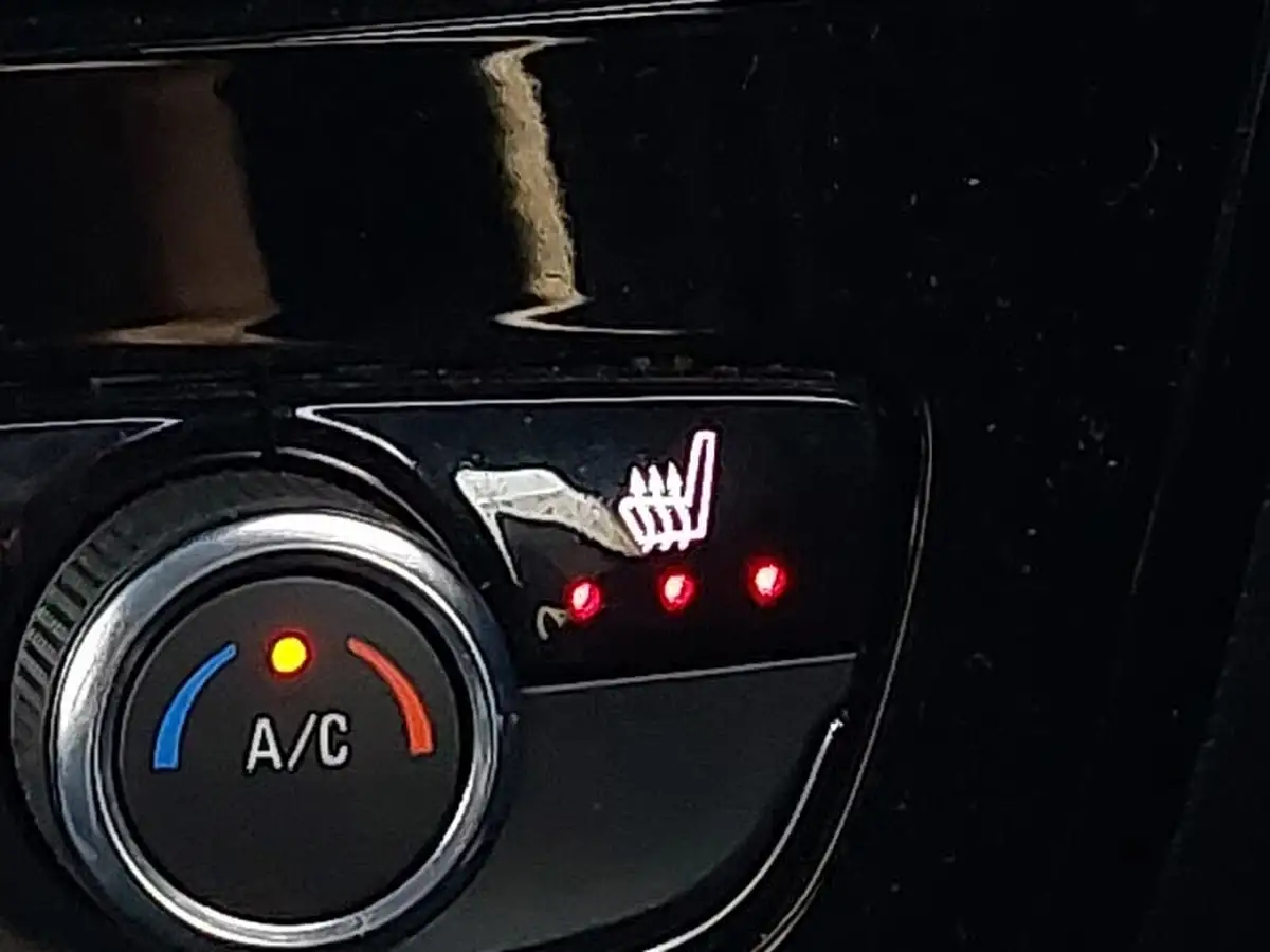 2021-vauxhall-mokka-12-elite-edition-130ps-big-9